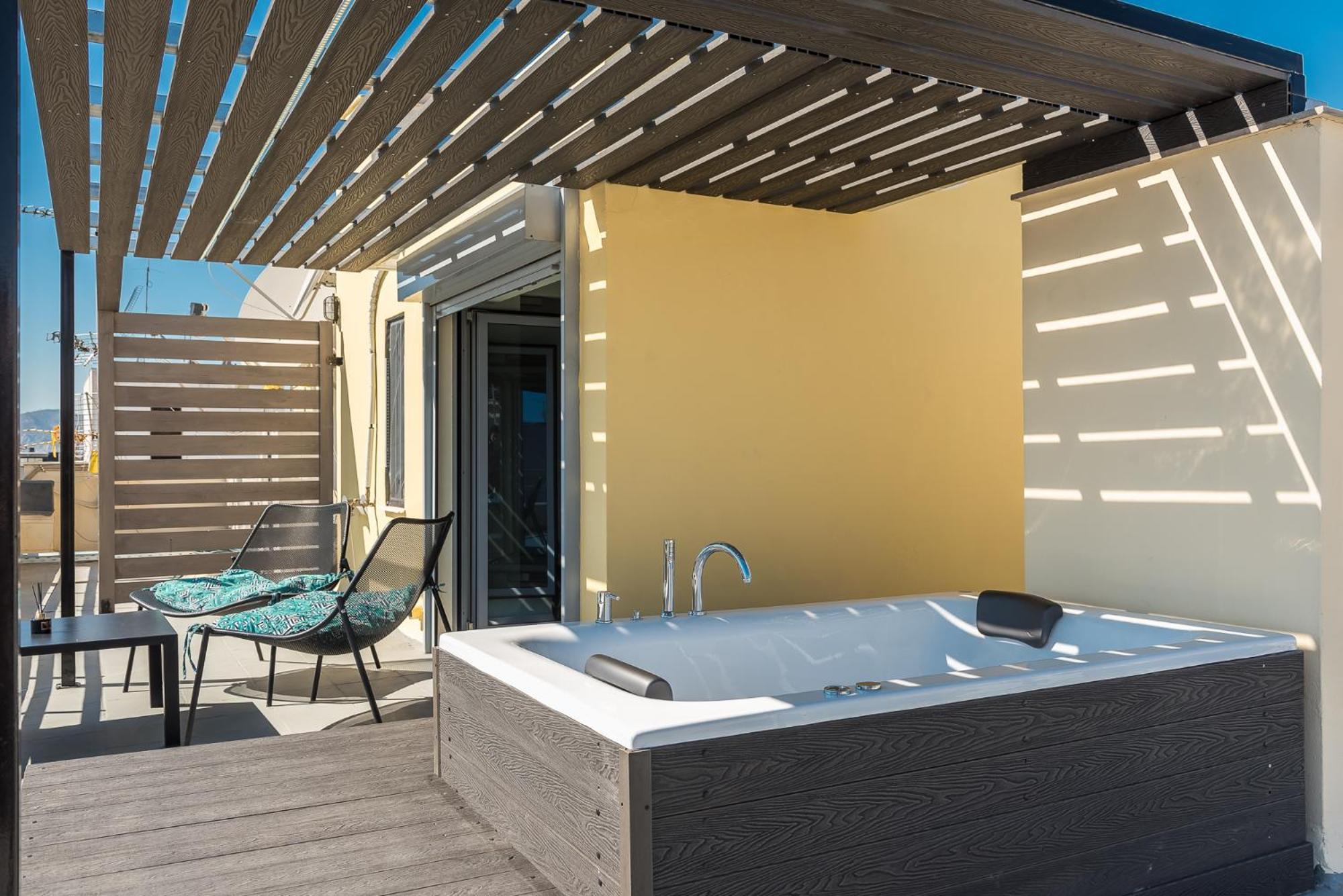 Acropolis View Mini Sky Suite & Hot Tub Athen Eksteriør bilde
